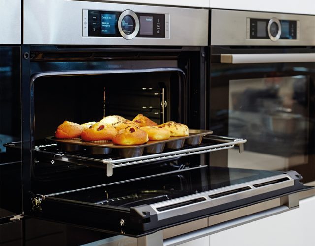 Know some good reasons to own an oven